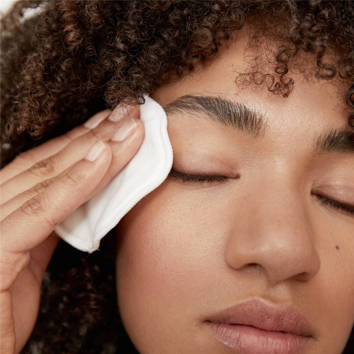 Nivea Extra Gentle Eye Makeup Remover With Provitamin B5 125ml Woolworths