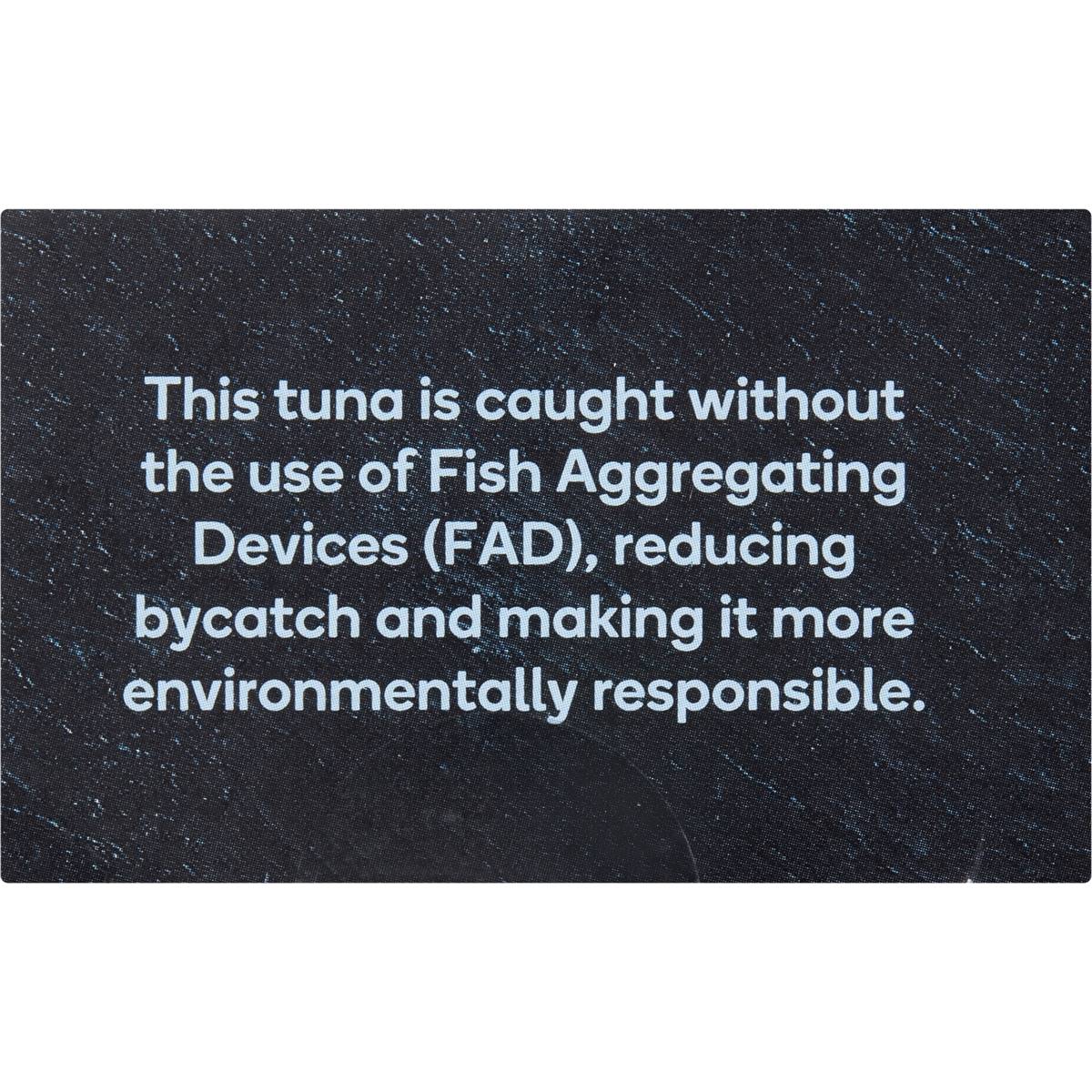 Woolworths Tuna & Crackers Snack Pack Tomato & Spinach 112g Woolworths