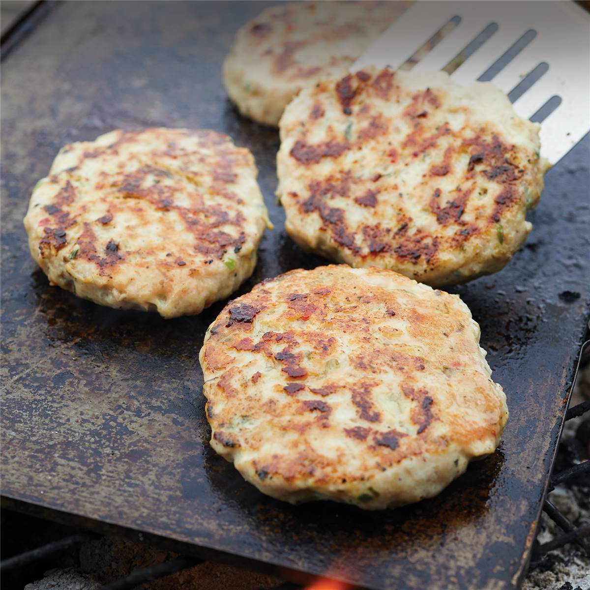 Woolworths Bbq Chicken Burgers Zucchini & Parmesan 450g Woolworths