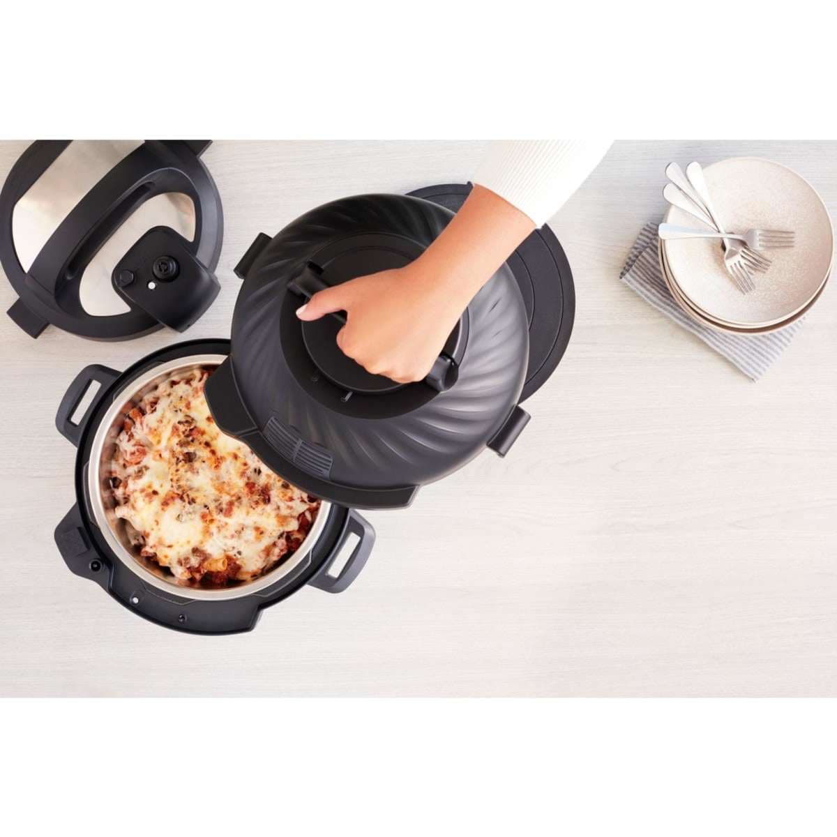 Instant Pot Duo Crisp + Air Fryer MultiUse Pressure Cooker and Air