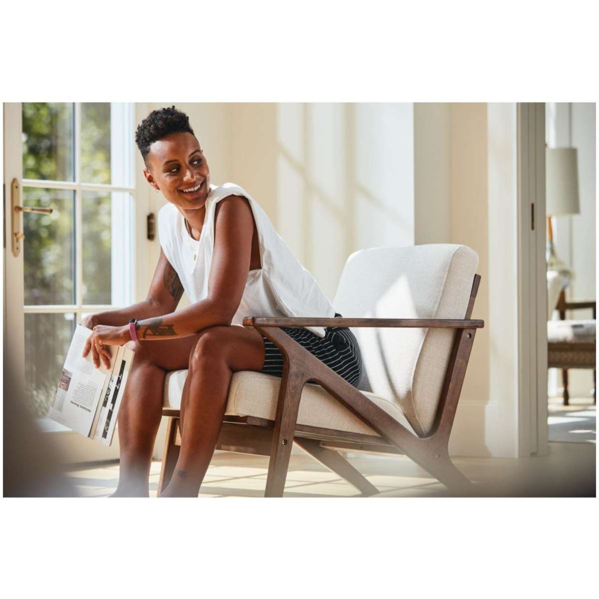 Fitbit Luxe Fitness & Wellness Tracker Orchid / Platinum Stainless