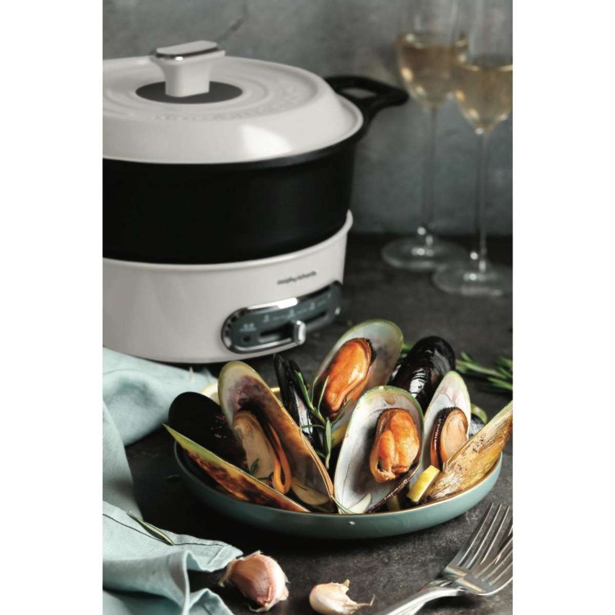 Morphy Richard's Round MultiFunction Cooking Pot White MRMP18W