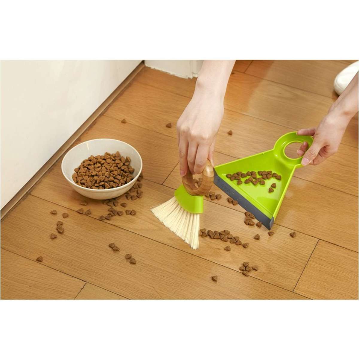 Full Circle Tiny Team Mini Brush & Dustpan Set Green Woolworths