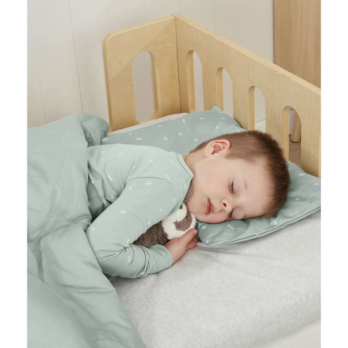 ergoPouch TOG 0.3 Organic Cotton Toddler Pillow With Case Sage
