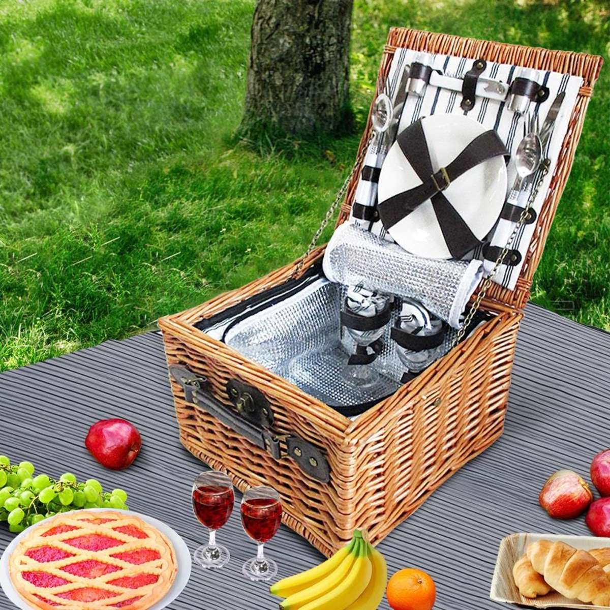 AlfrescoÂ 2 Person Picnic Basket Set Vintage Outdoor Baskets Insulated ...