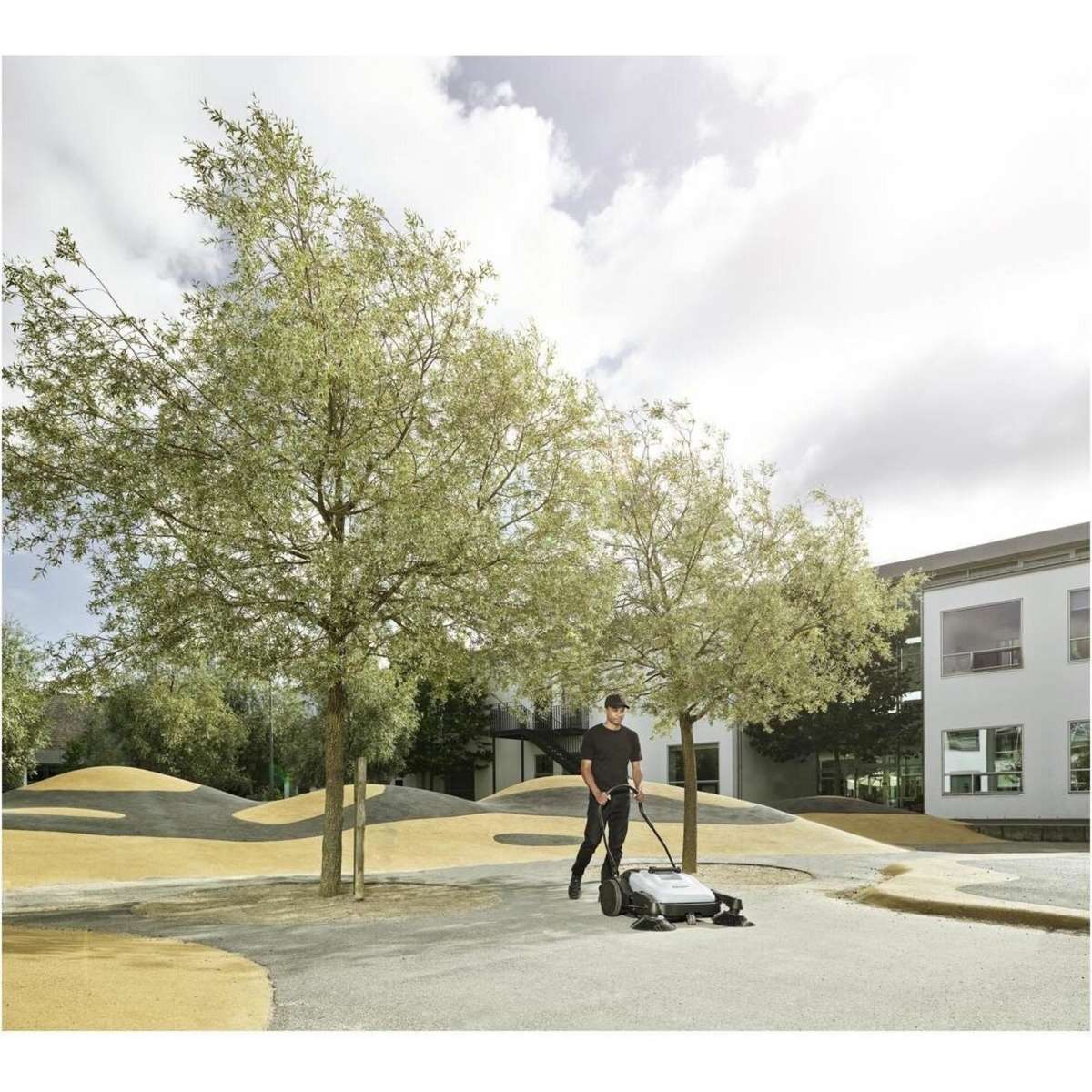 Nilfisk SW250 Manual Walk Behind Floor Sweeper Woolworths