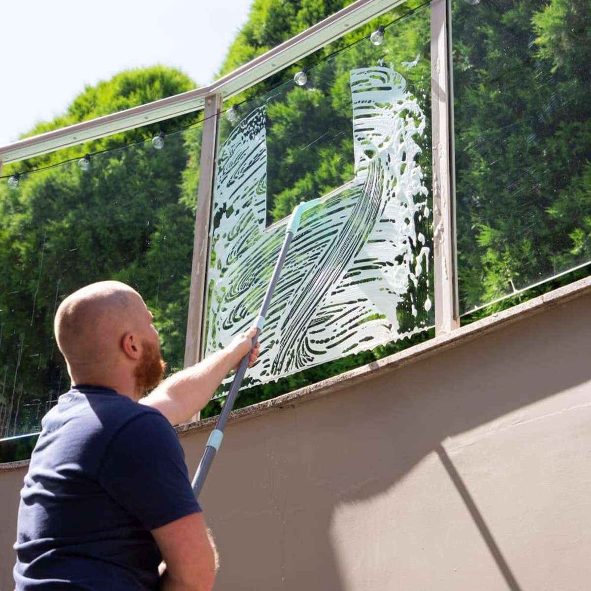 Kleva Telescopic Window Cleaning Kit + Soft Microfibre Cloths & Streak