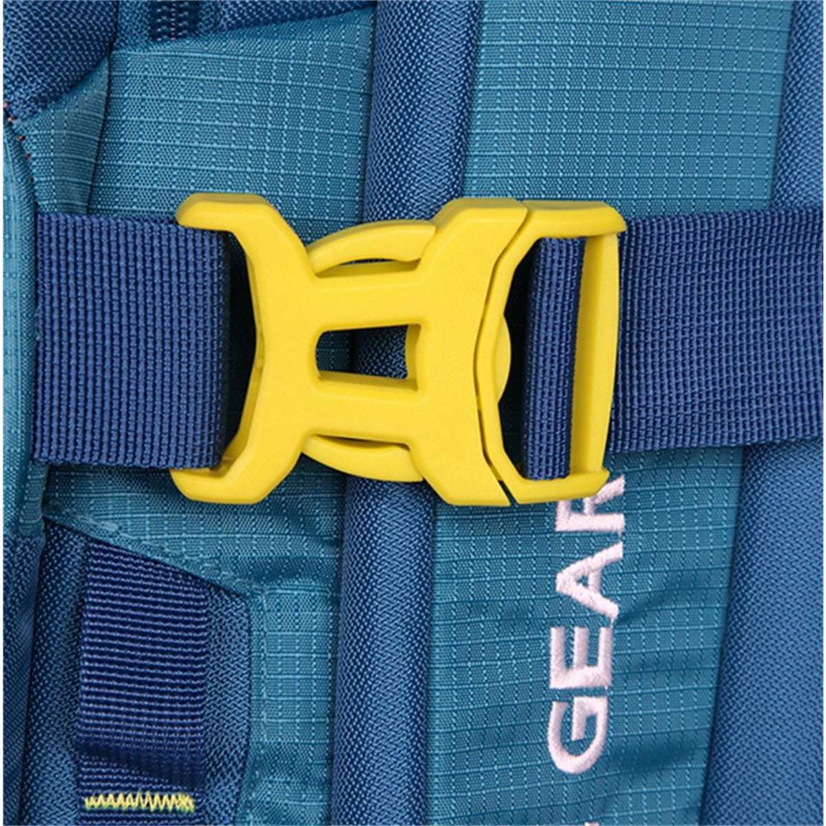 Granite Gear Wheeled Duffle With Backpack Strap Suitcase Luggage Tote