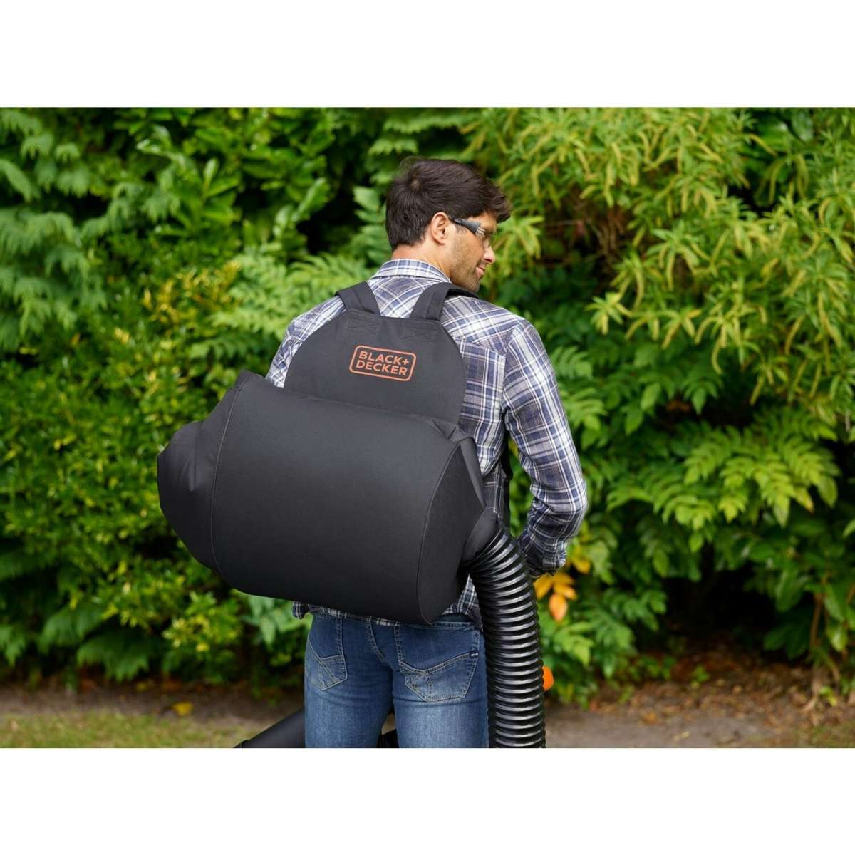 BLACK + DECKER 2300W Mulching Blower Vac Woolworths