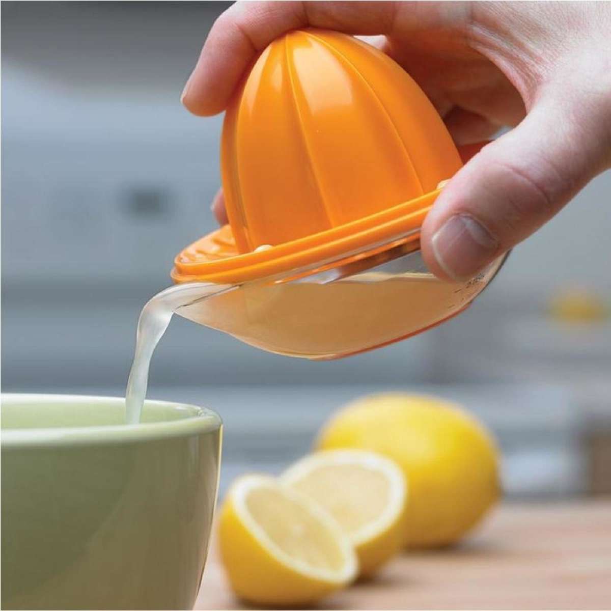Progressive 120ml/10cm Manual Citrus Juicer Lemon/Orange Squeezer