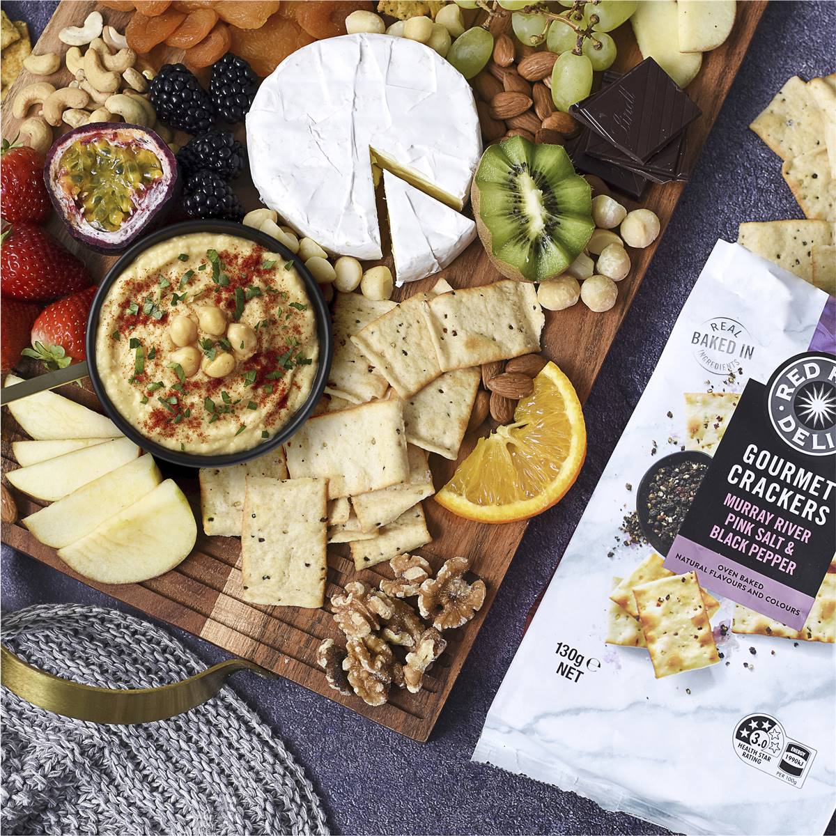 Red Rock Deli Gourmet Crackers Murray River Pink Salt & Black Pepper