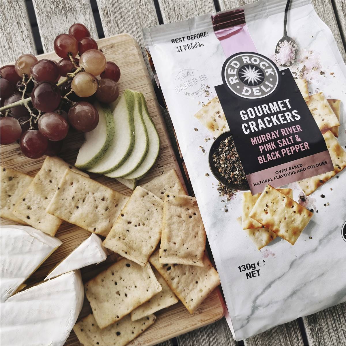 Red Rock Deli Gourmet Crackers Murray River Pink Salt & Black Pepper