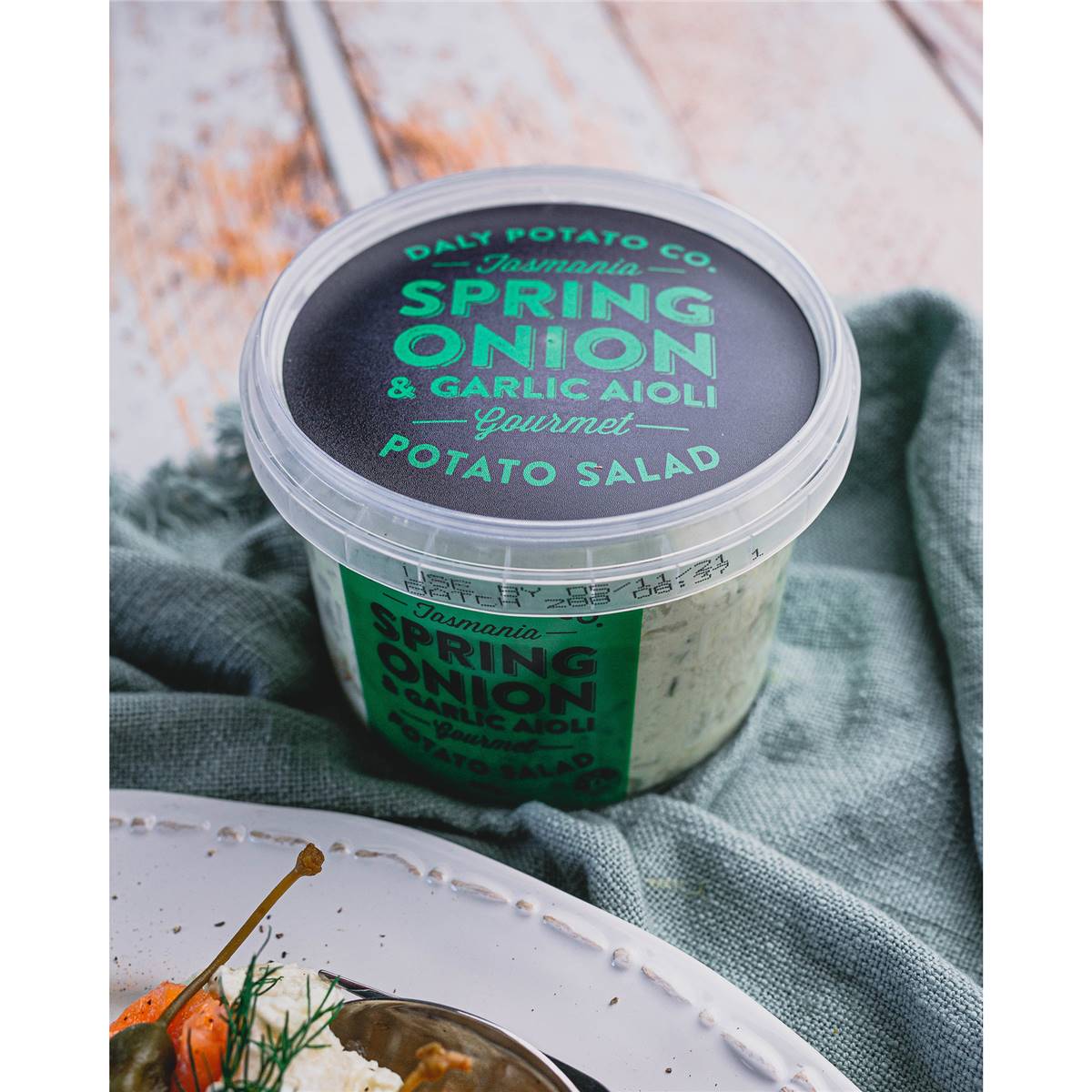 Daly Potato Co. Spring Onion & Garlic Aioli Potato Salad 400g Woolworths