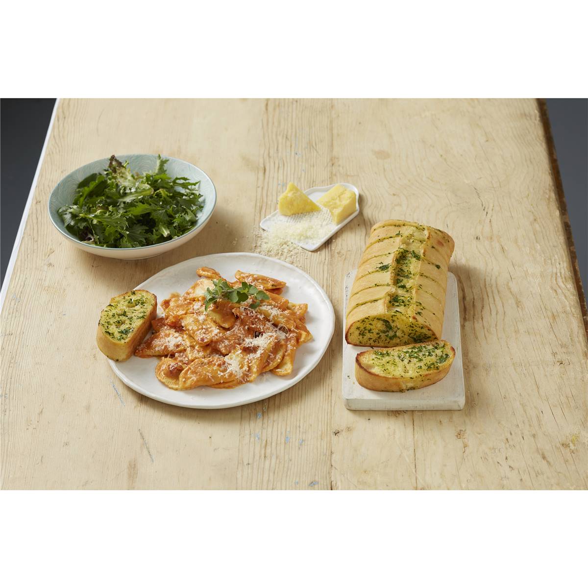 La Famiglia Garlic Bread Ciabatta 330g Woolworths