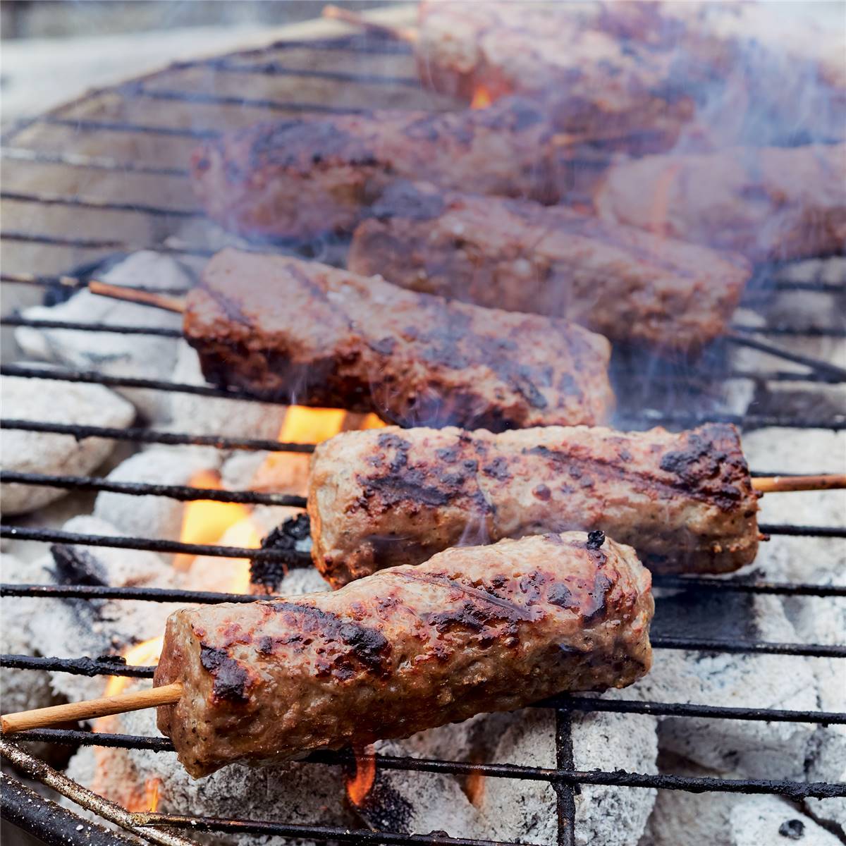 Woolworths Bbq Lamb Kebabs With Mint & Honey 450g Woolworths