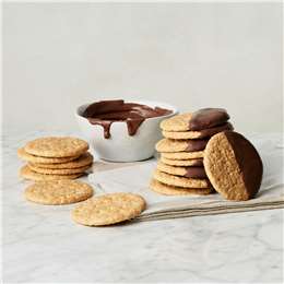 Arnott's Shredded Wheatmeal Plain Biscuits