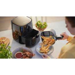 Philips Essential Compact Air Fryer 4.1L Black - HD9200/91 | Woolworths