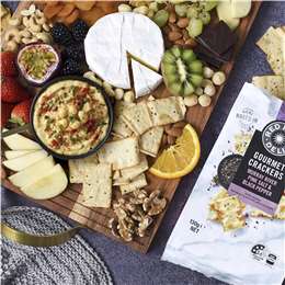Red Rock Deli Gourmet Crackers Murray River Pink Salt & Black Pepper