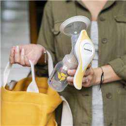 Medela Harmony Manual Breast Pump 