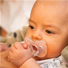 Medela Soft Silicone Soother Unisex 0-6 Months Assorted