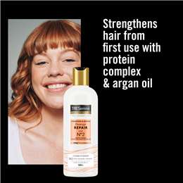 Tresemme Pro Collection Strengthen & Restore Conditioner