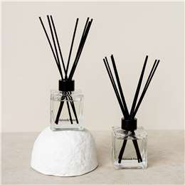 Maison & Muse Diana Reed Diffuser Sweet Pea & Peony