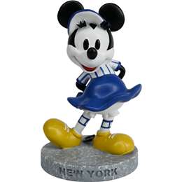 Disney Lets Travel Minnie Mouse 12cm New York each